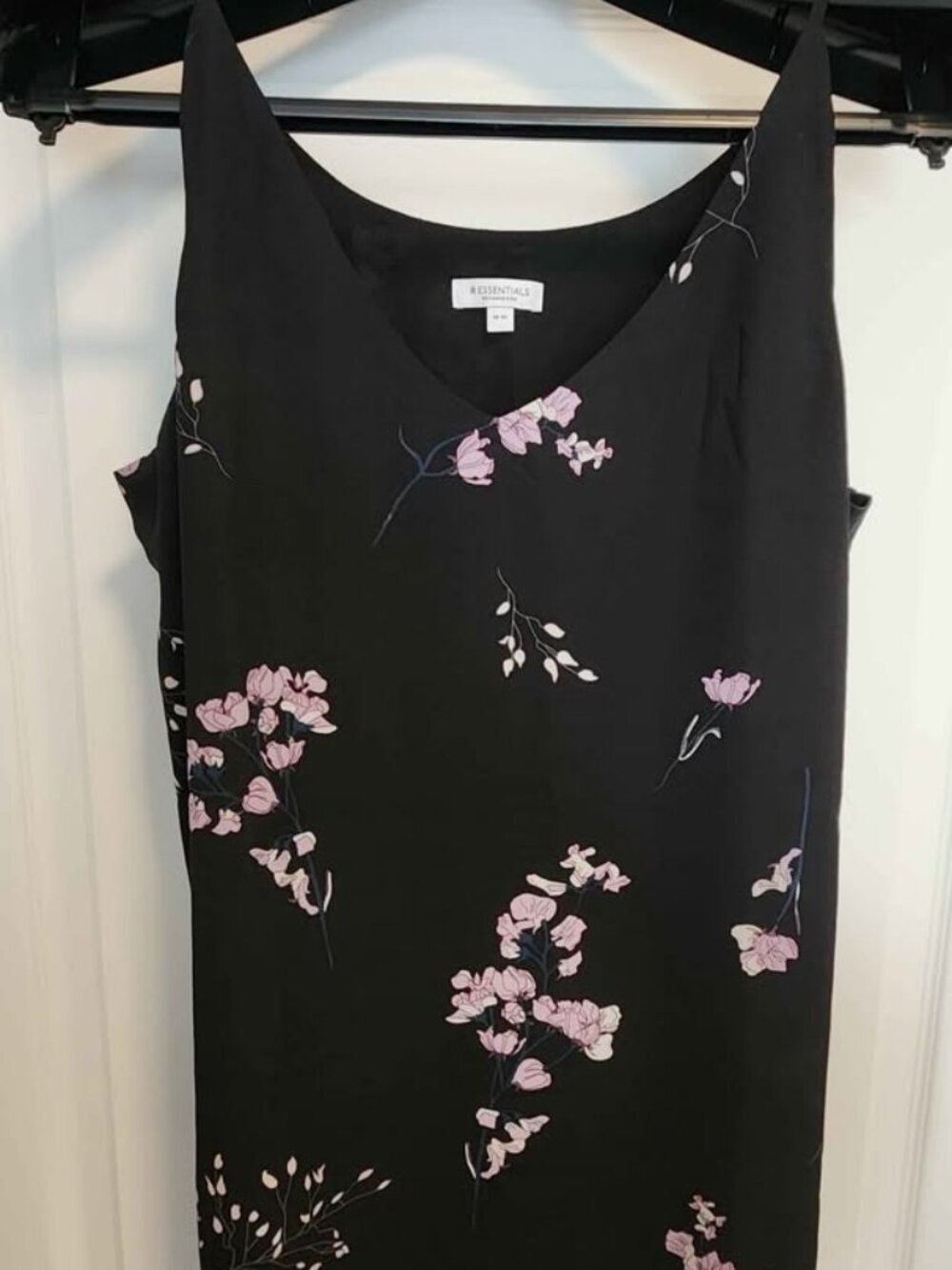 Reitmans black sleeveless cami
